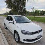 Volkswagen voyage highline 2015
