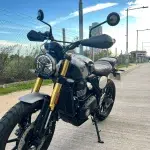 Triumph scrambler 400 x