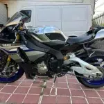 Yamaha r1m