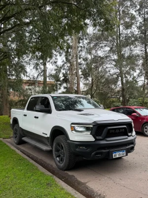 DODGE RAM 1500 REBEL AT8 4x4